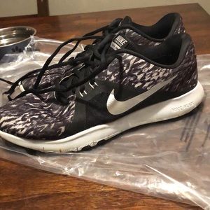 Women’s size 10 Nike sneakers